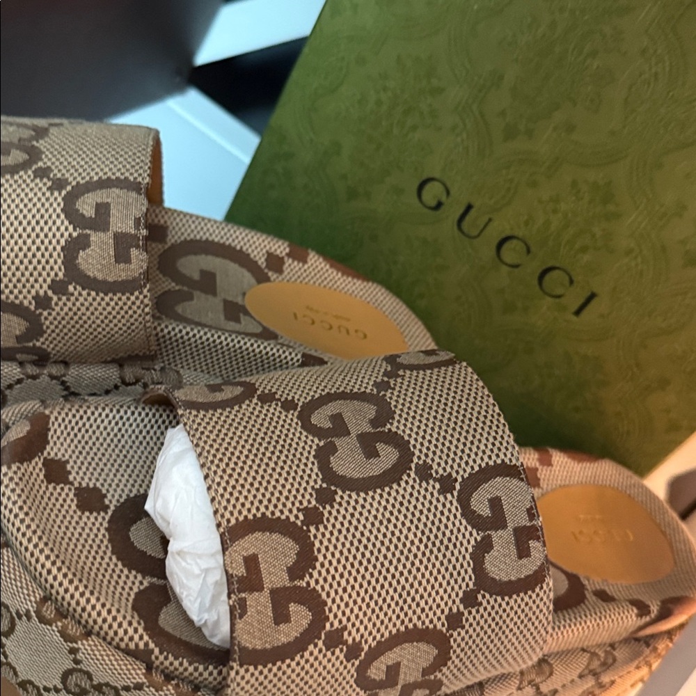 Gucci Women's platform slide sandal; S 39 - Picture 9 of 9